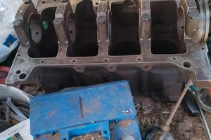 Blocomotore renault 5 gt turbo.