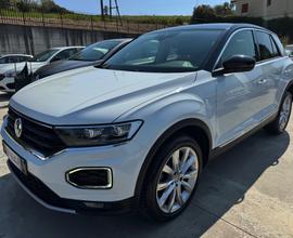 Vw T-ROC 1.6TDI 116cv/VIRTUAL COCKPIT/FULL LED.