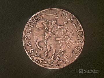 Tallero 1749 Lucca. San Martino col povero