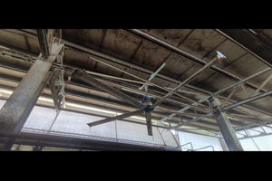 Elicottero per stalla