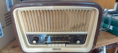 radio d'epoca Telefunken Desirée 