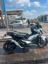 Honda xadv 750