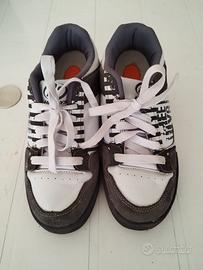Scarpe con rotelle