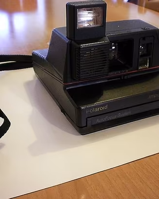 Macchina Fotografica POLAROID IMPULSE AF (testare)