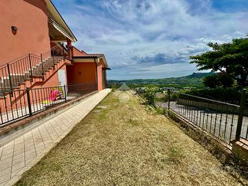 2 LOCALI A POGGIO TORRIANA
