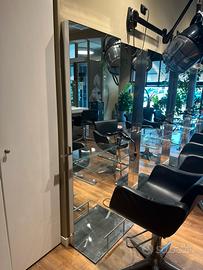 Postazione lavoro salone di bellezza