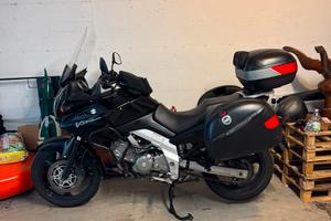 SUZUKI V STROM 650 perfetta