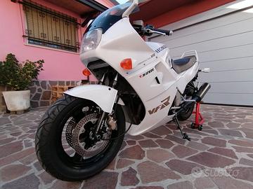 Honda VFR 750 F