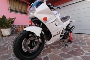 Honda VFR 750 F