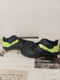 Scarpa calcetto kipsta bambino 