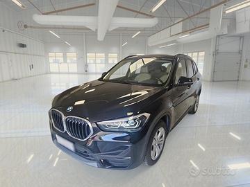 BMW X1 XDRIVE 25E BUSINESS ADVANTAGE AUTOMATICO SU