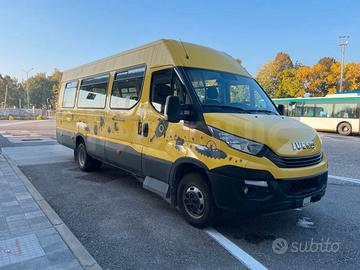 Scuolabus Iveco Daily