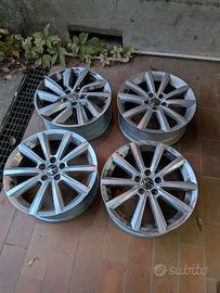 cerchi in lega Volkswagen 6x16 per T-cross