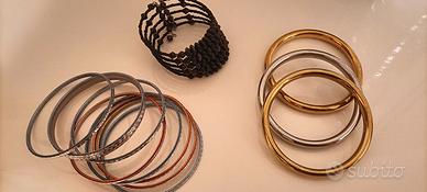Lotto di bracciali