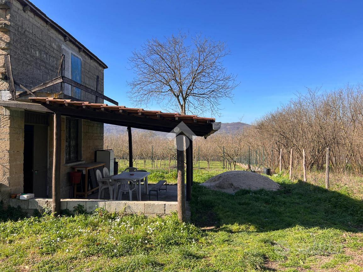 RUSTICO A SANTO STEFANO DEL SOLE - Vista 2