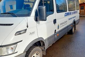 Asta pubblica per la alienazione scuolabus