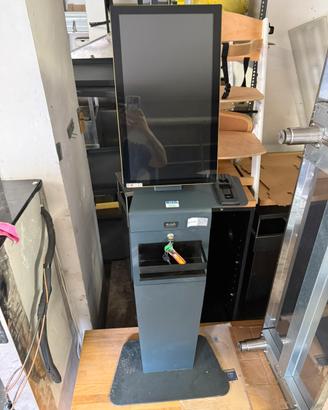 Totem touch per cassa