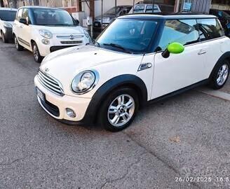 Mini 1.6 16V One (72kW)