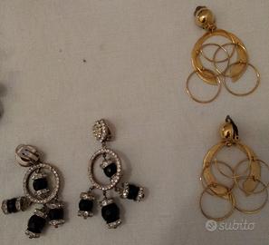 Due paia orecchini clips