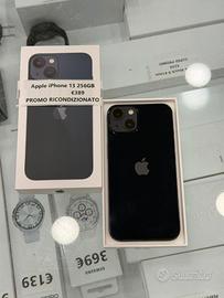 Apple iPhone 13 256GB - RICONDIZIONATO