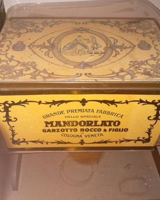 scatole in latta decorate