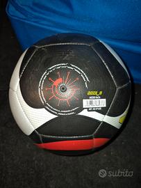 pallone calcio adidas predator 
