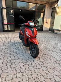 Piaggio Beverly 300 Hpe 2022 solo 4724km