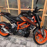 Ktm Duke 125 anno 2021