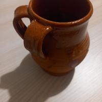 Vaso in terracotta con due manici