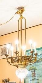 Antico lampadario liberty in ottone