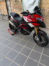 Multistrada 1200 s pikes peak 2011