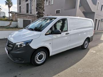 Vito mercedes 114