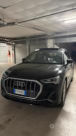 Audi Q3 35 2.0 tdi S line edition s-tronic