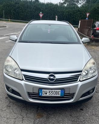 Opel Astra 1.6 GPL/116 CV/Euro4/unico proprietario