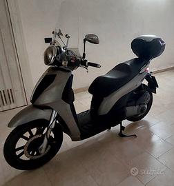Piaggio carnaby 300i.e sport 