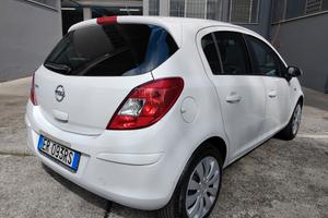 Opel Corsa 1.2 gpl garanzia