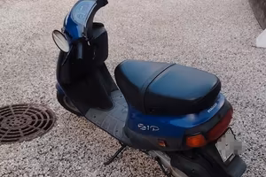 Piaggio Zip Fast Rider