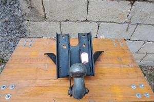 Gancio Traino Ellebi per Uaz 469