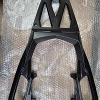 Porta pacchi posteriore