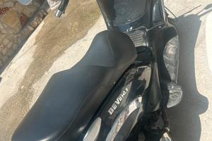 Vendi beverly 250 cilindrato