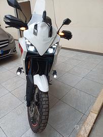 Moto Morini X CAPE 650
