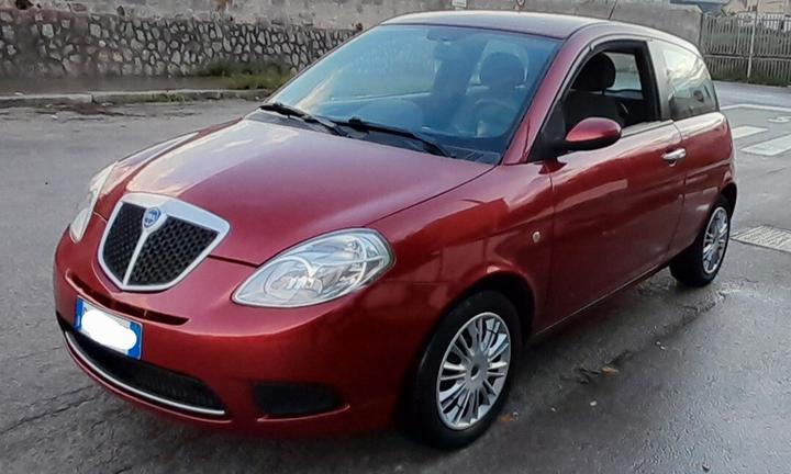 Lancia Ypsilon 1.2 Argento