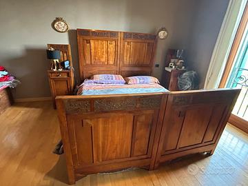 Camera da letto fine 800 in ciliegio