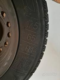 Ruota 175 65 R14 con cerchio