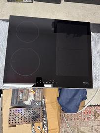 Piani Cottura a Induzione Miele KM 7404