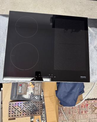 Piani Cottura a Induzione Miele KM 7404