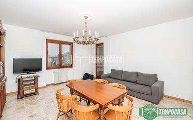 QUATTRO LOCALI LIBERO SUBITO!!!