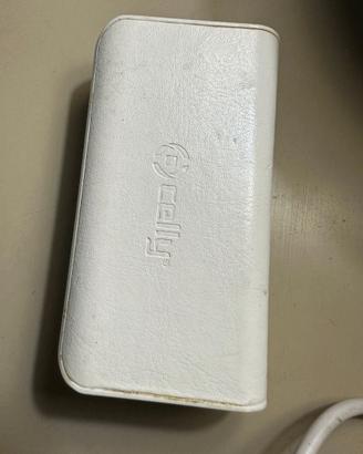 Power bank Celly con cavo USB usato funzionante