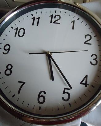 Orologio pouf, coperta ecc