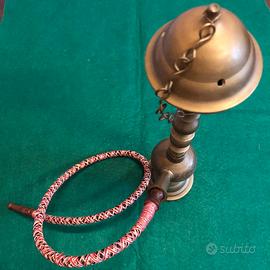 Narghilè in ottone. Oggetto d’arredamento.